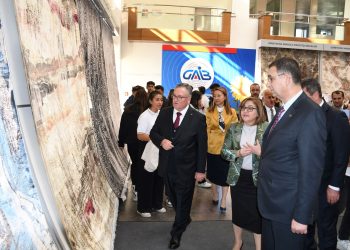 Halı modasının geleceği Gaziantep’te yazılıyor